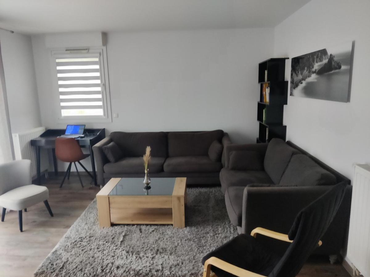 App 5 Pers, Parking, 3Mn Rer A, 40 Mn Du Centre De Paris, Cergy Le Haut Apartment Luaran gambar