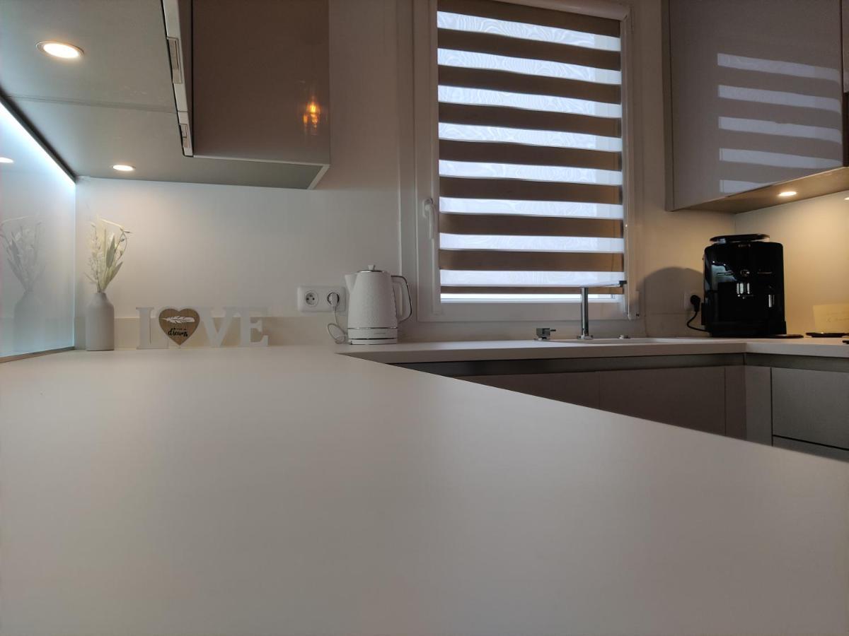 App 5 Pers, Parking, 3Mn Rer A, 40 Mn Du Centre De Paris, Cergy Le Haut Apartment Luaran gambar